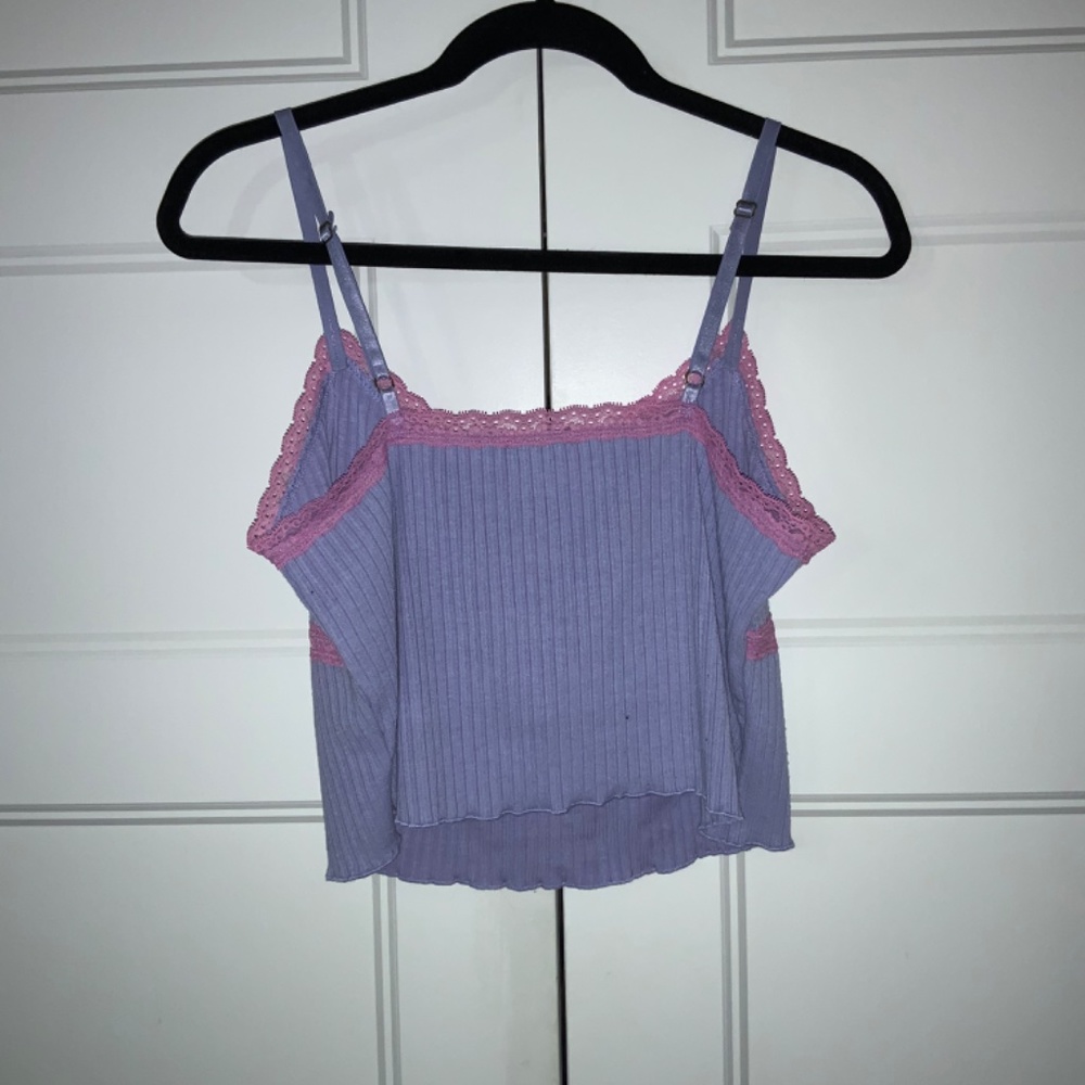 Cropped Cami - Picture 2 of 2